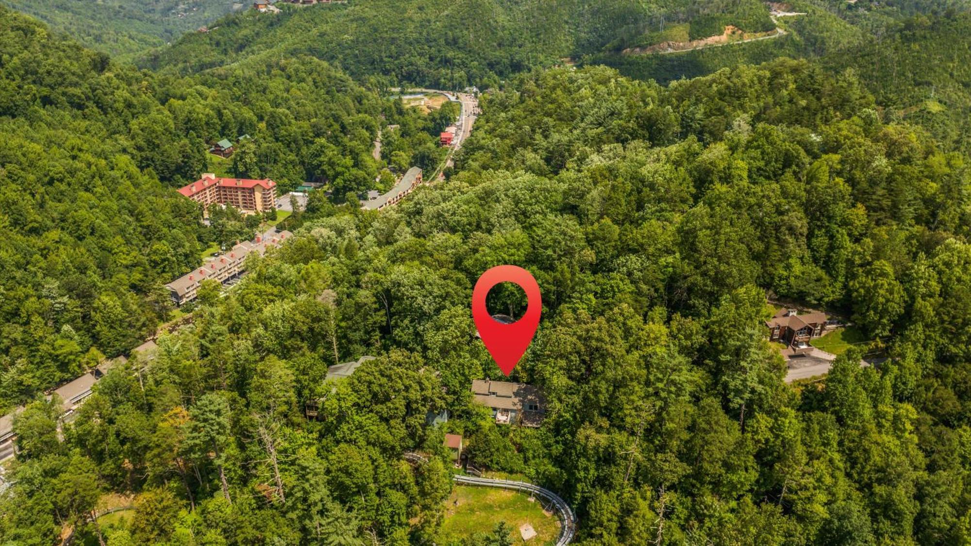 Whiskey Ridge Lodge, A Restored 1940S Gem, 2 Mins From Downtown, Breathtaking City Views, Custom Game Room, And Spacious Elegance Gatlinburg Extérieur photo